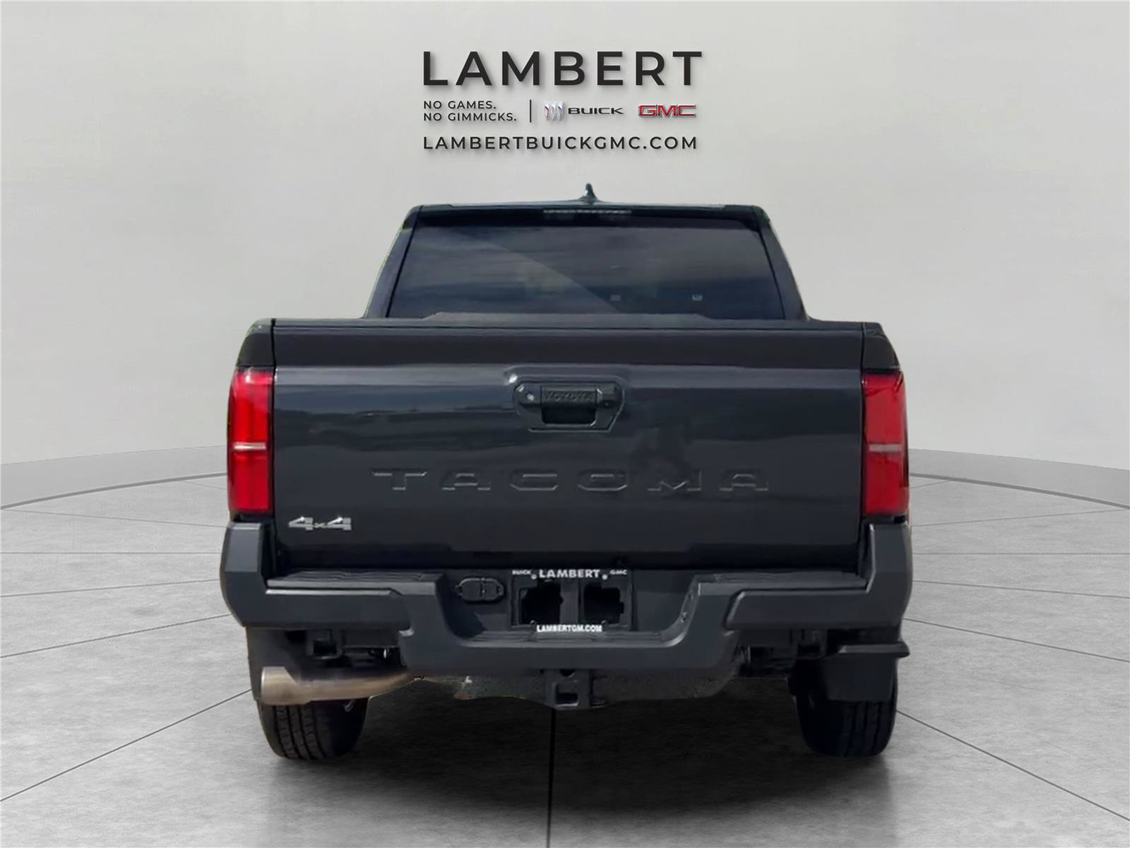 Used 2024 Toyota Tacoma SR AWD/4WD image 4