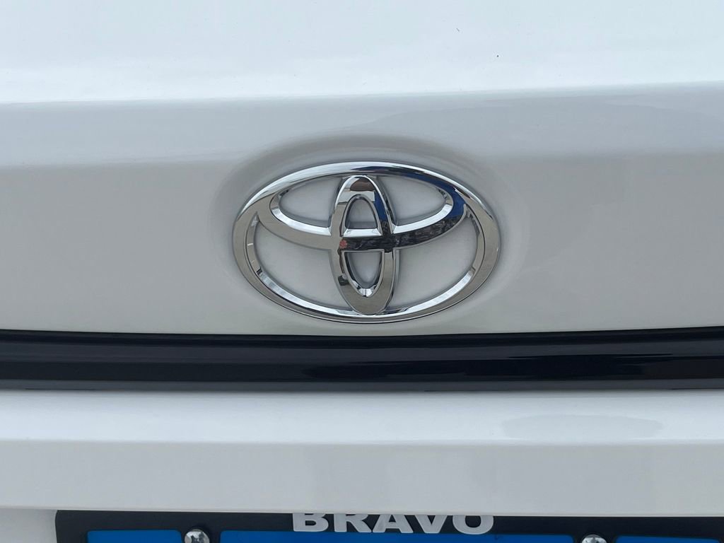 Used 2026 Toyota Corolla LE FWD image 13