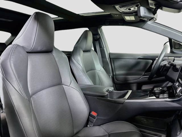 Certified 2023 Subaru Solterra AWD image 31