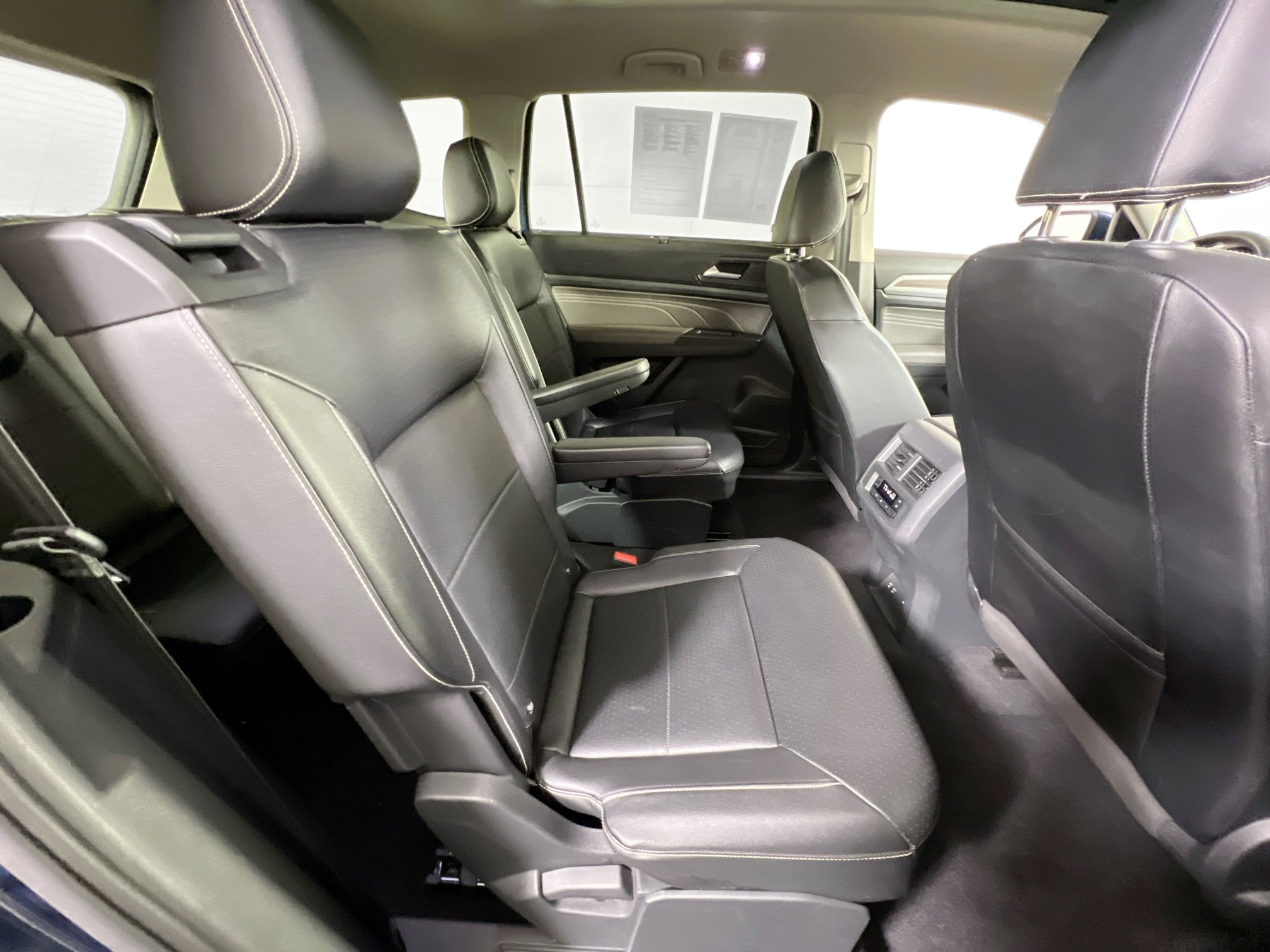 Used 2022 Volkswagen Atlas SEL image 28