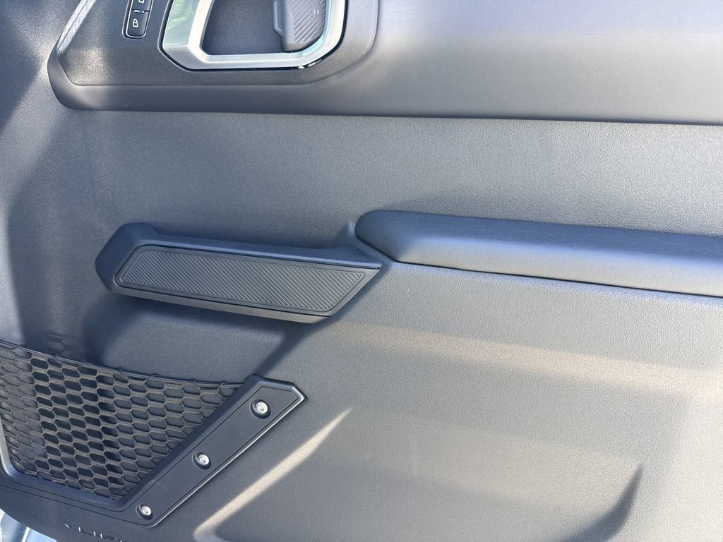 New 2025 Ford Bronco Outer Banks w/ Sasquatch Package AWD/4WD image 15