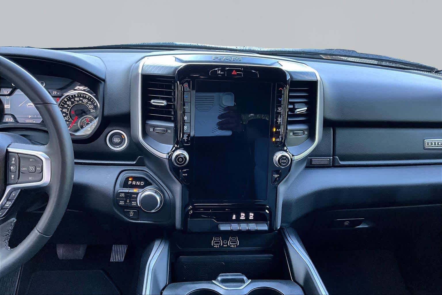Used 2025 RAM 1500 Big Horn AWD/4WD image 7