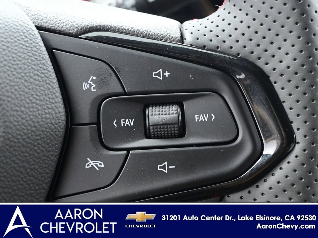 New 2026 Chevrolet Trax RS w/ Sunroof Package FWD image 20