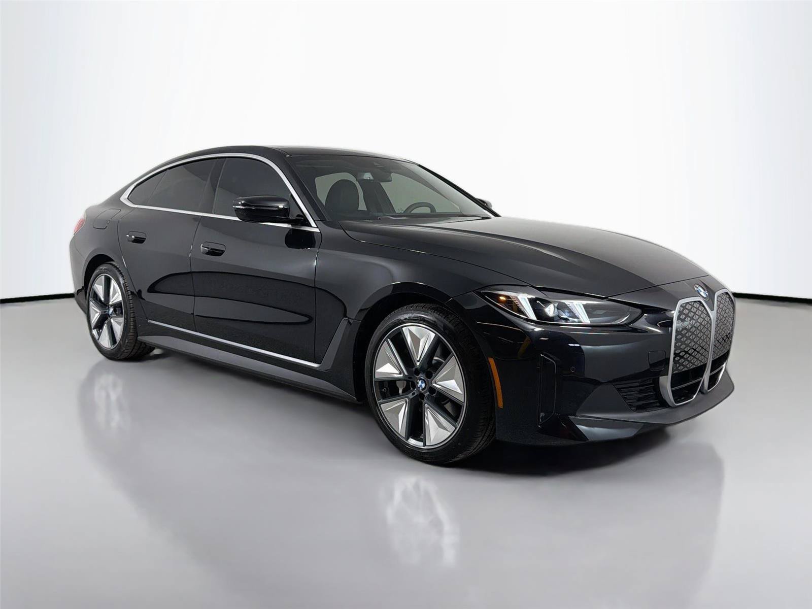 New 2026 BMW i4 xDrive40i AWD/4WD image 6