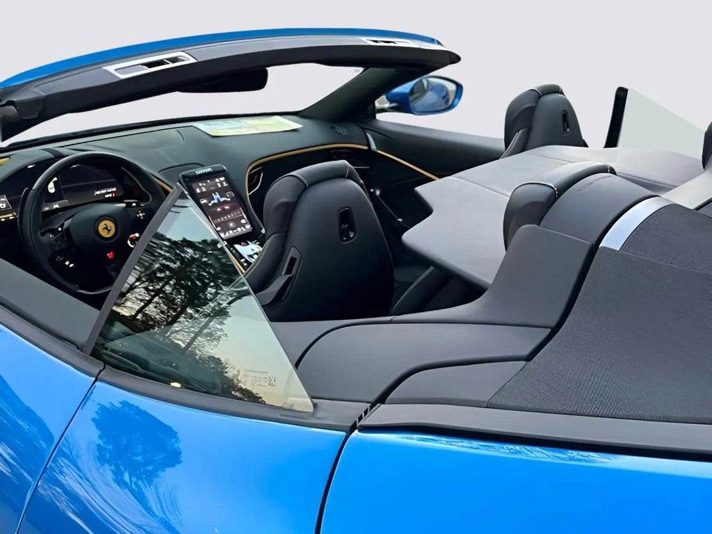 Used 2024 Ferrari Roma Spider image 45