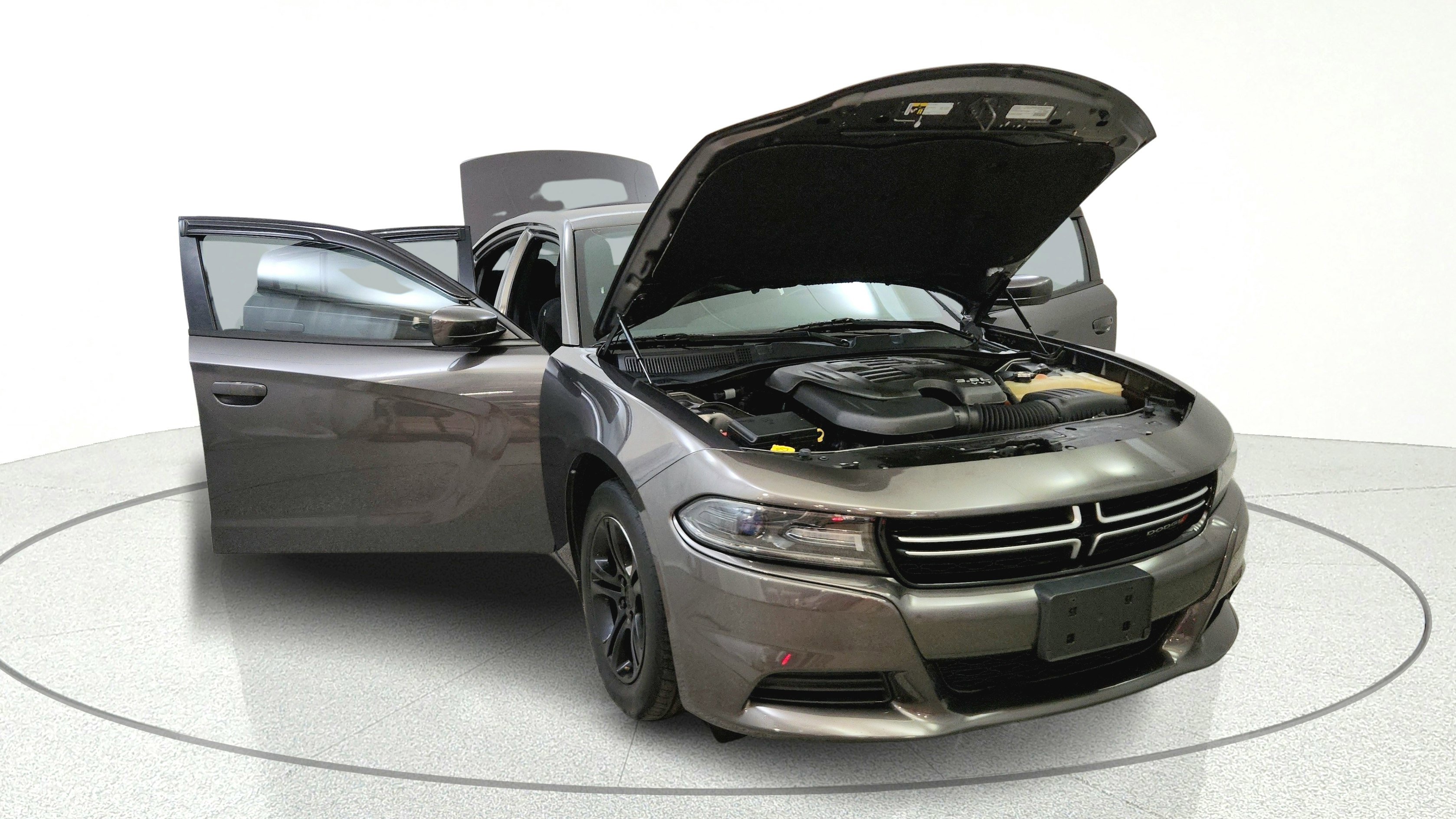 Used 2015 Dodge Charger SE RWD image 9