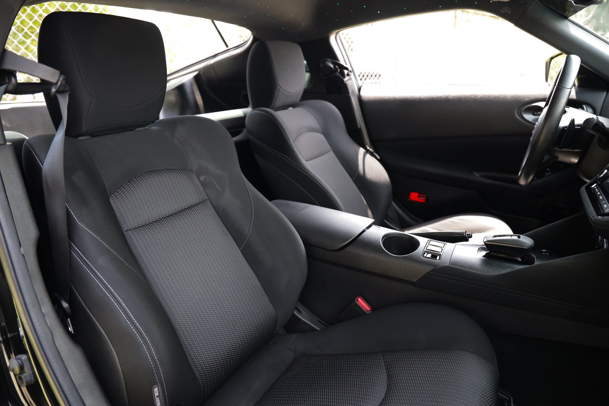 Used 2024 Nissan Z Sport w/ Floor Mat Package RWD image 15