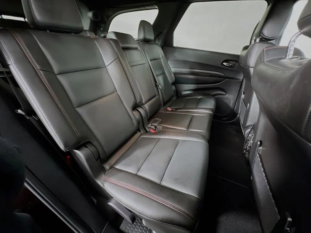 Used 2025 Dodge Durango GT image 30