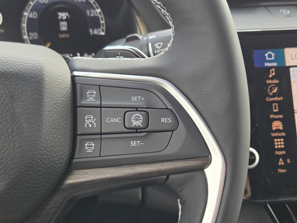 New 2027 Jeep Grand Cherokee Altitude AWD/4WD image 20