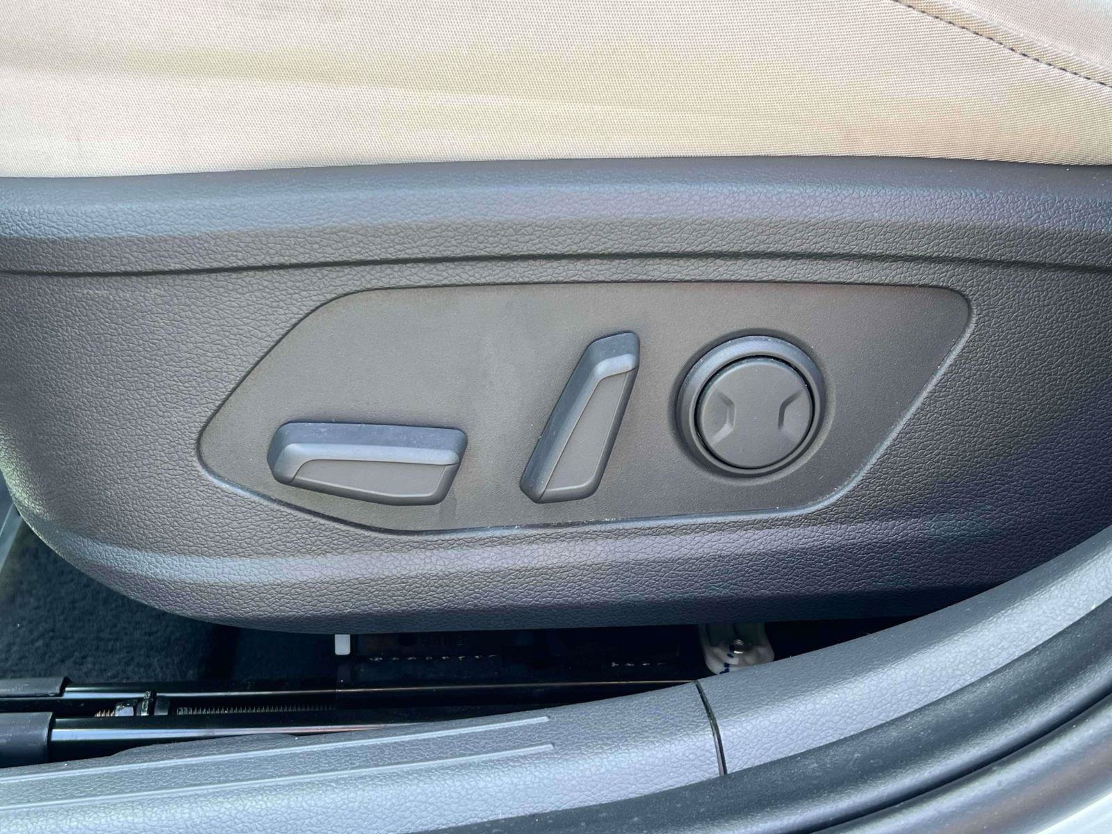 Used 2025 Hyundai Sonata SEL FWD image 17