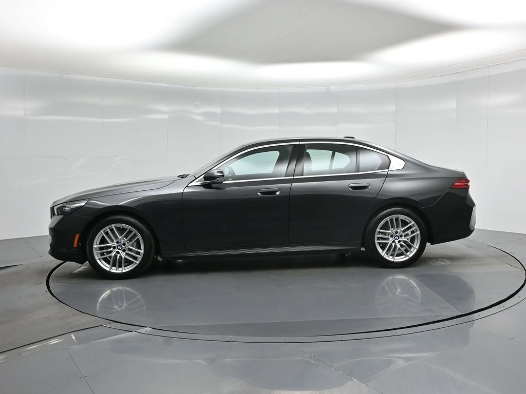 Used 2025 BMW 530i image 26