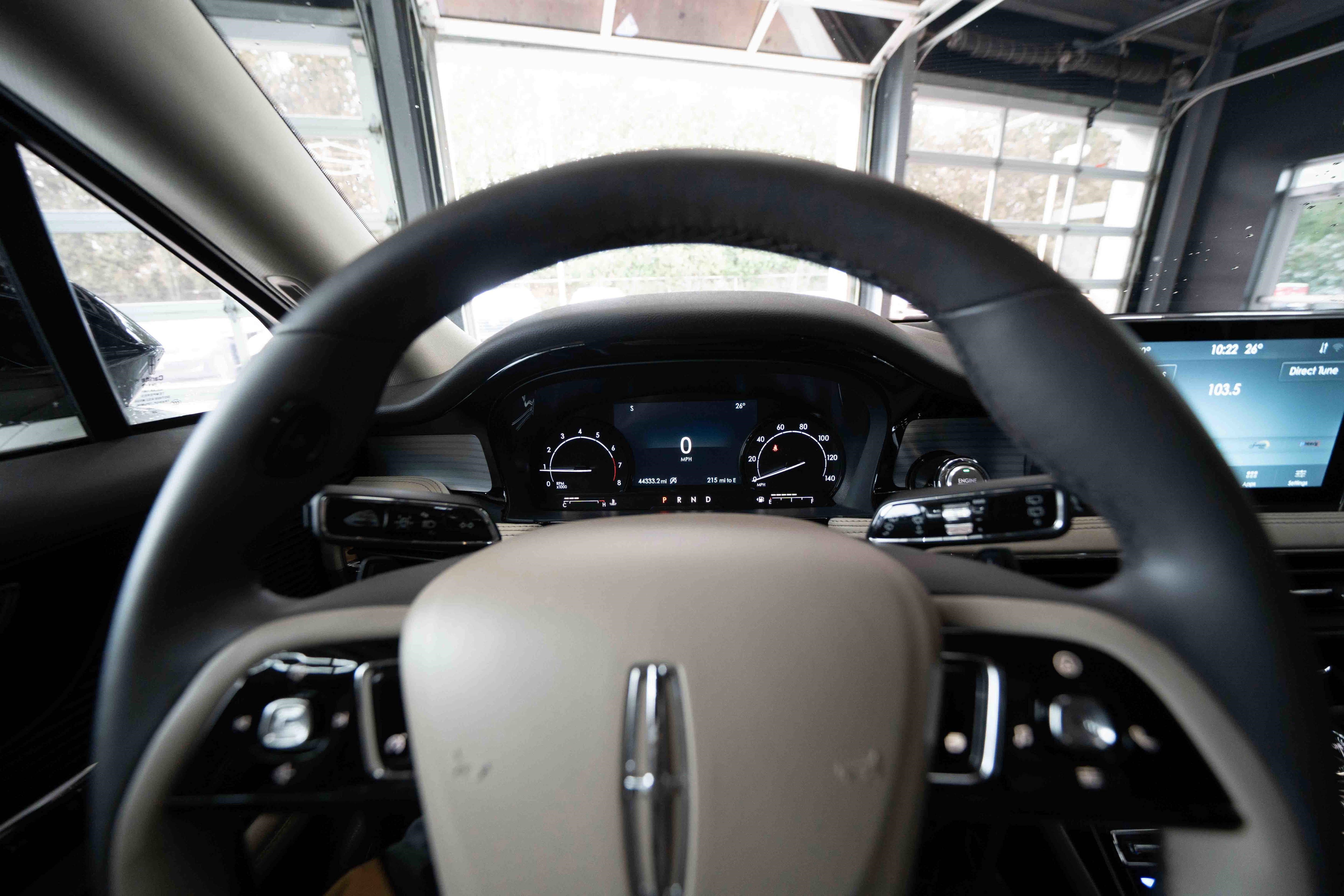 Used 2022 Lincoln Corsair AWD w/ Equipment Group 101A image 15