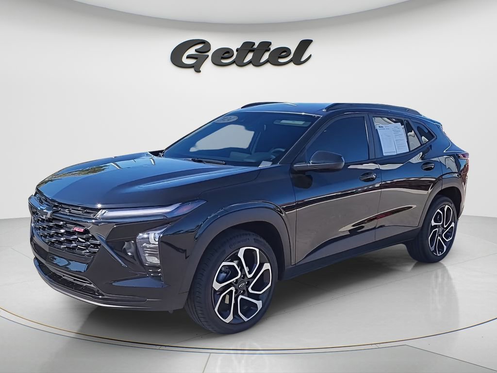 Used 2024 Chevrolet Trax RS w/ Driver Confidence Package image 1