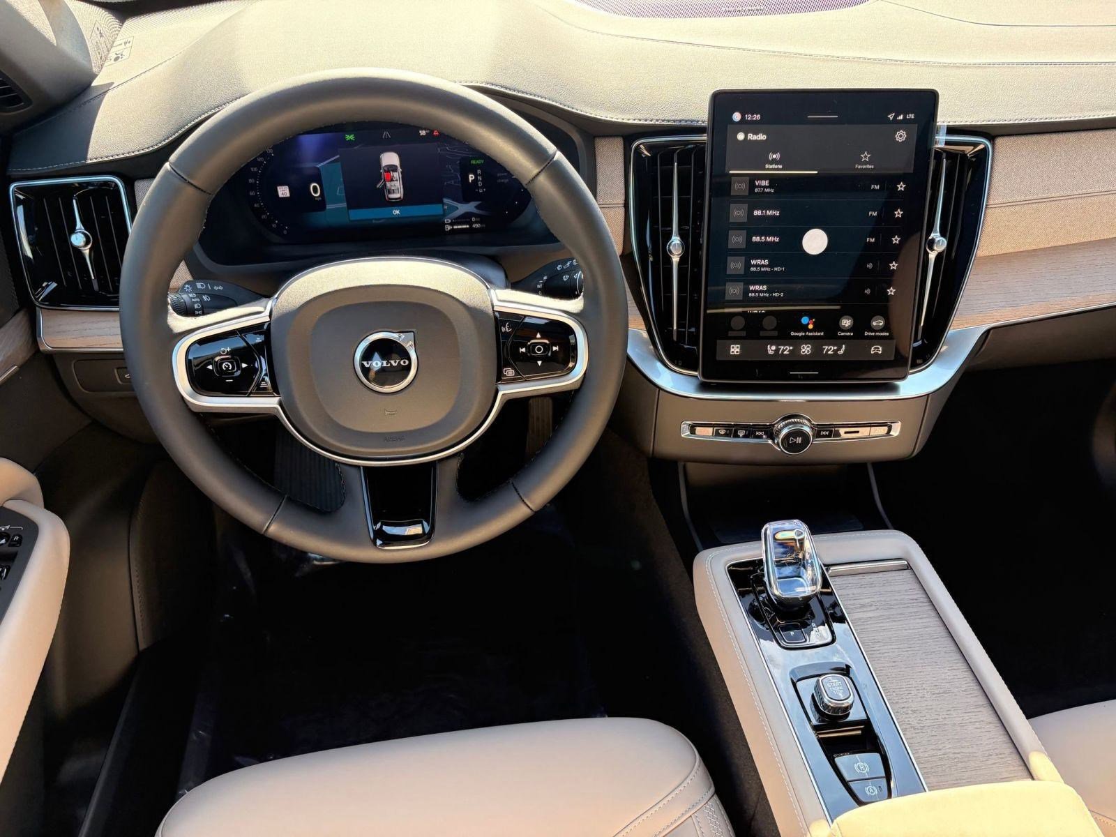 New 2026 Volvo XC90 T8 Plus w/ Protection Package image 23