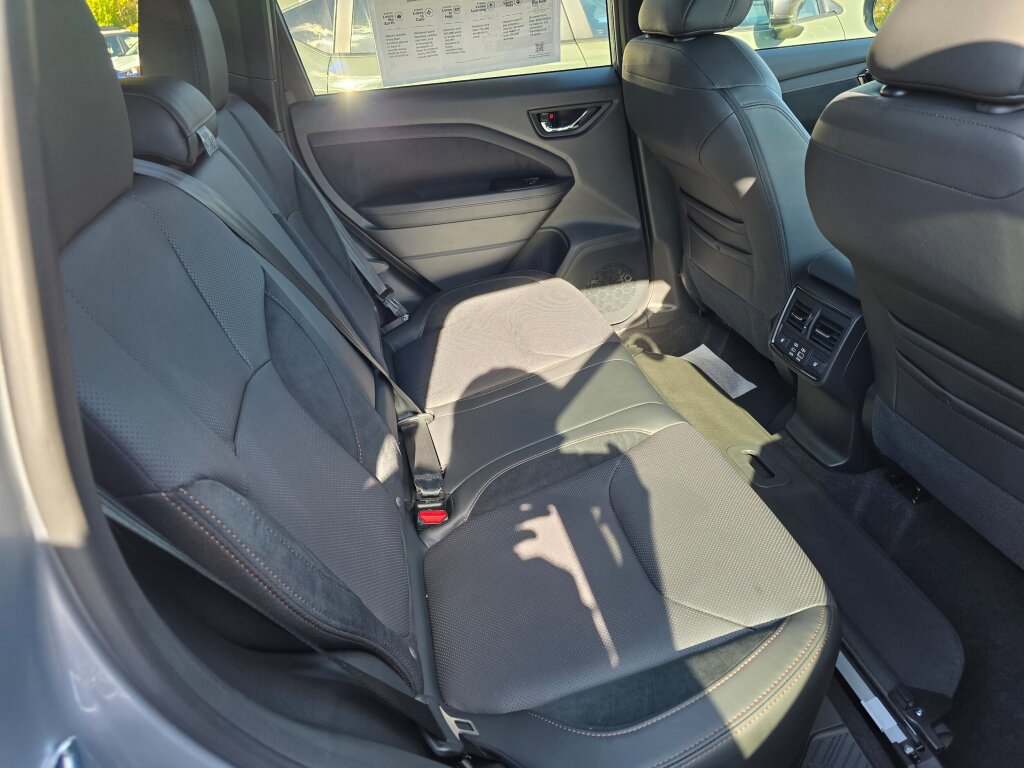 New 2025 Subaru Forester Touring image 10
