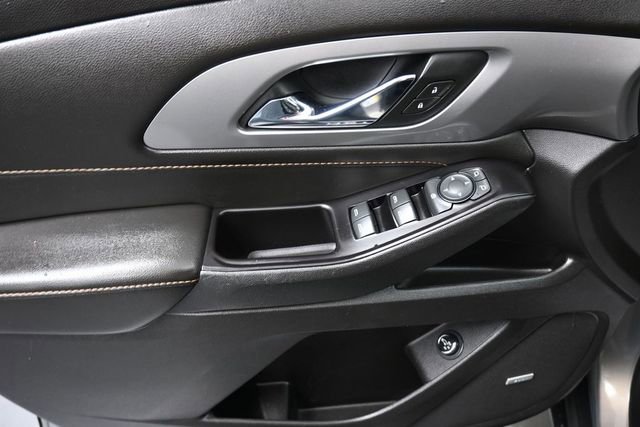 Used 2019 Chevrolet Traverse LT w/ LT Premium Package FWD image 13