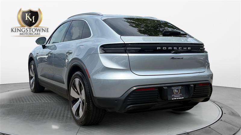 Used 2024 Porsche Macan 4 Electric AWD/4WD image 3