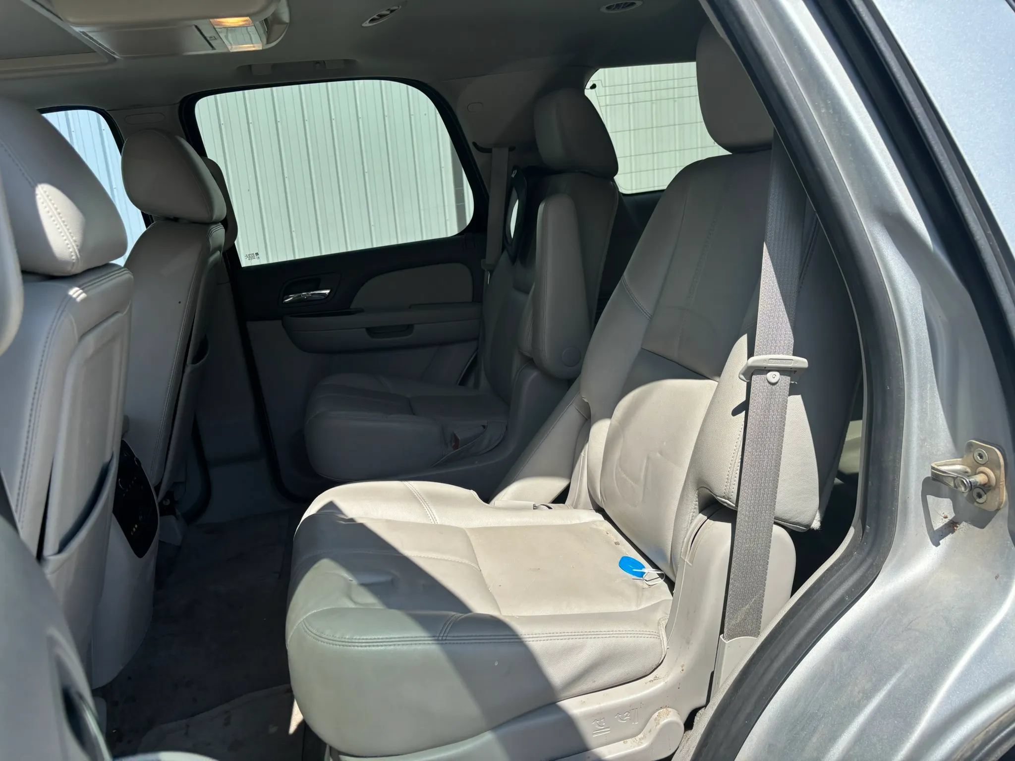 Used 2012 Chevrolet Tahoe LT w/ Luxury Package RWD image 10
