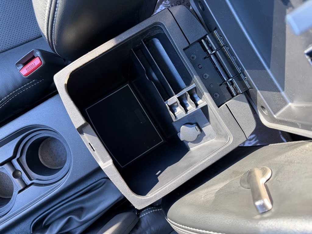 Used 2021 Nissan Frontier PRO-4X w/ Pro-4x Utility Package image 28