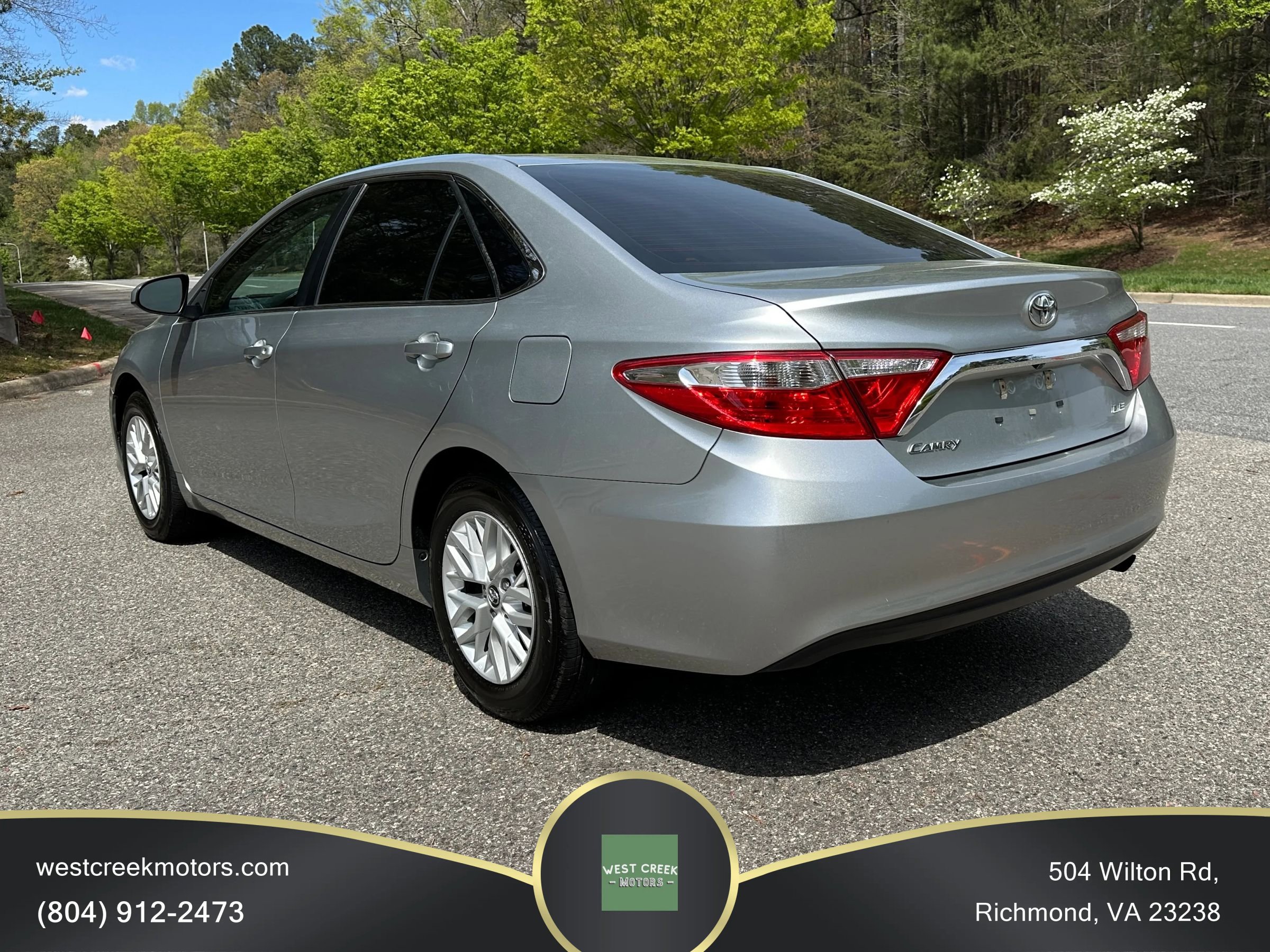 Used 2017 Toyota Camry LE image 5