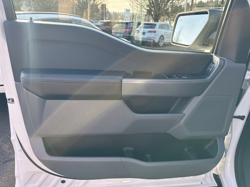 Used 2023 Ford F150 XLT w/ Trailer Tow Package image 17