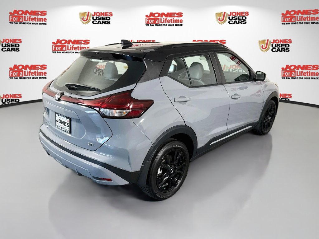Certified 2023 Nissan Kicks SR w/ SR Premium Package FWD image 17