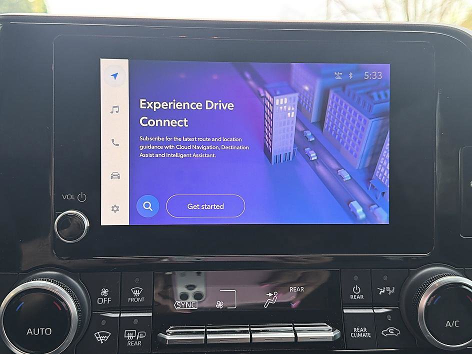 Used 2023 Toyota Highlander L image 16