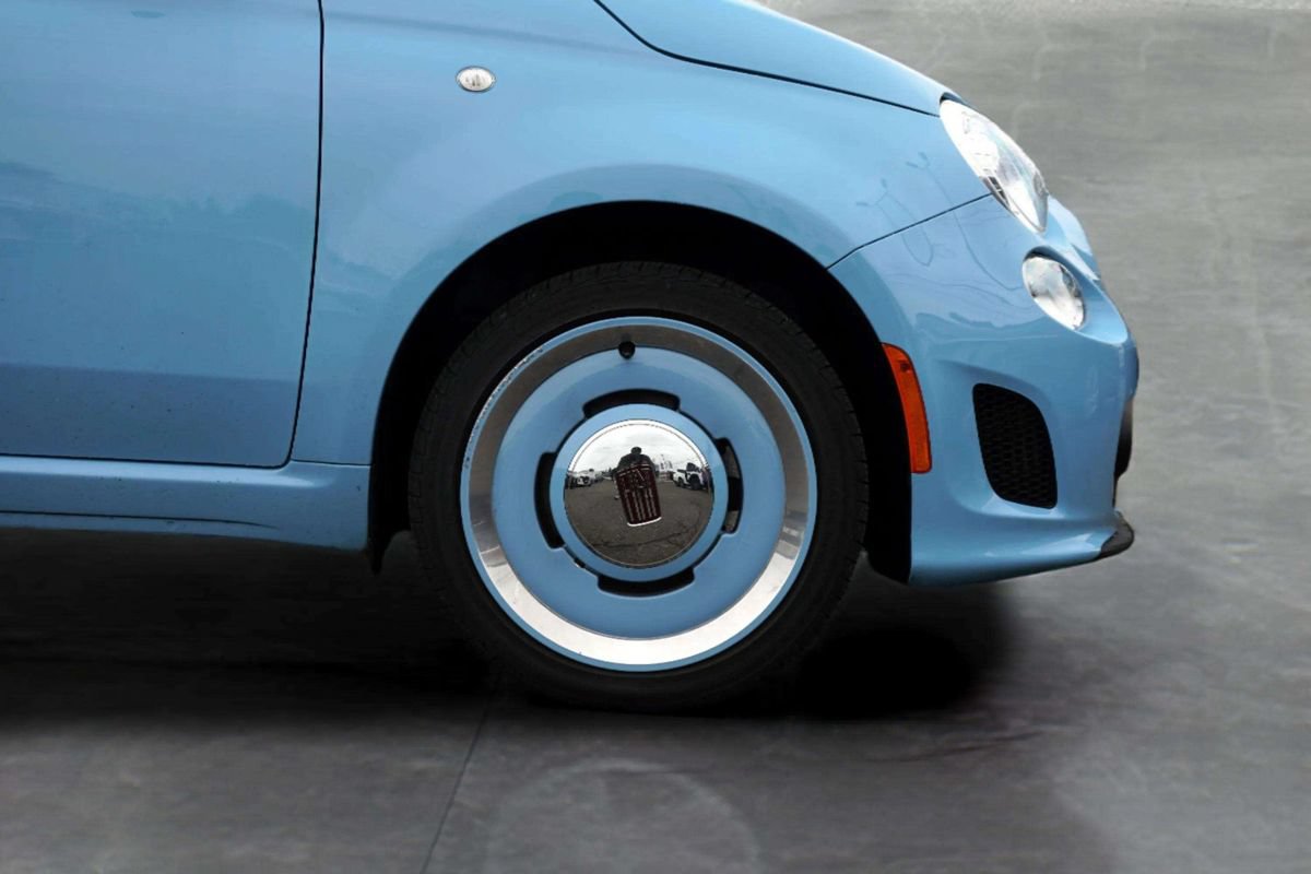 Used 2019 FIAT 500 Lounge FWD image 9