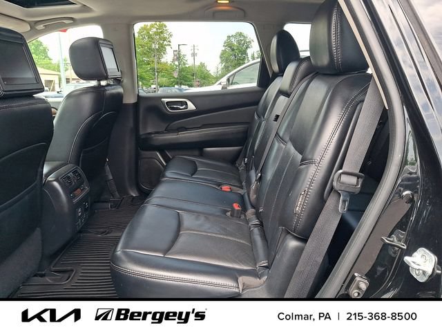 Used 2018 Nissan Pathfinder Platinum AWD/4WD image 12