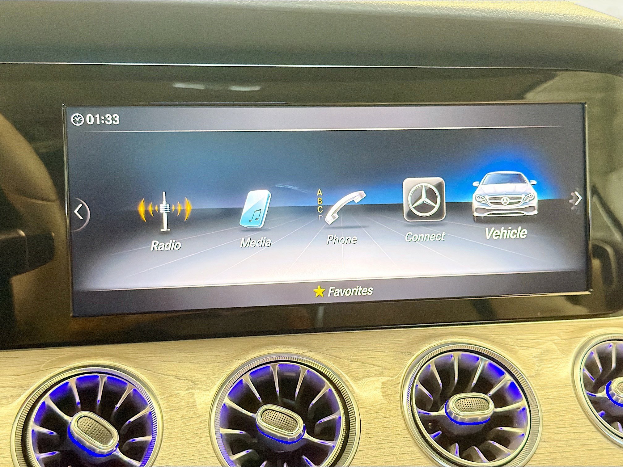 Used 2019 Mercedes-Benz E 450 Cabriolet image 9