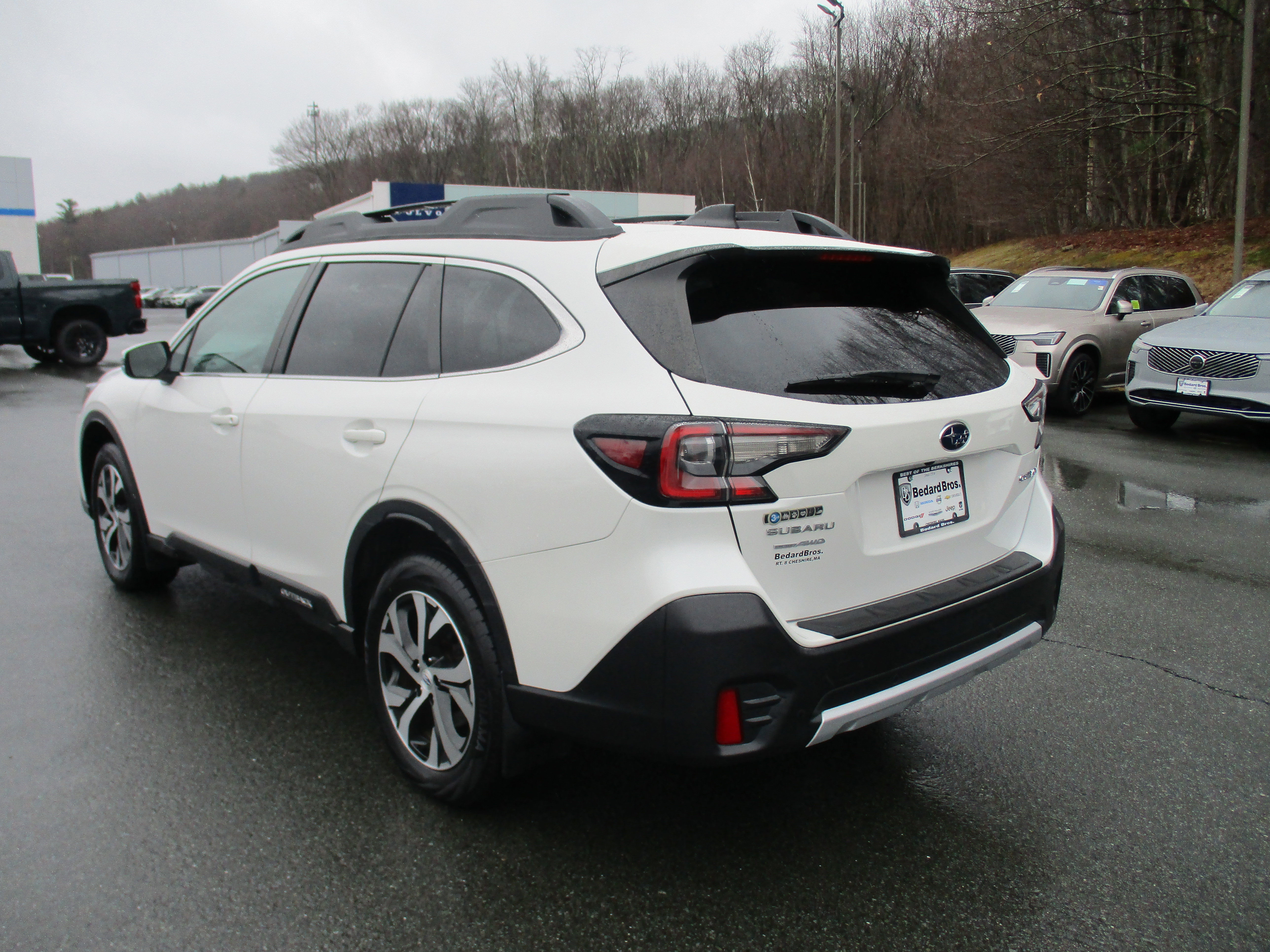 Used 2021 Subaru Outback Limited image 7