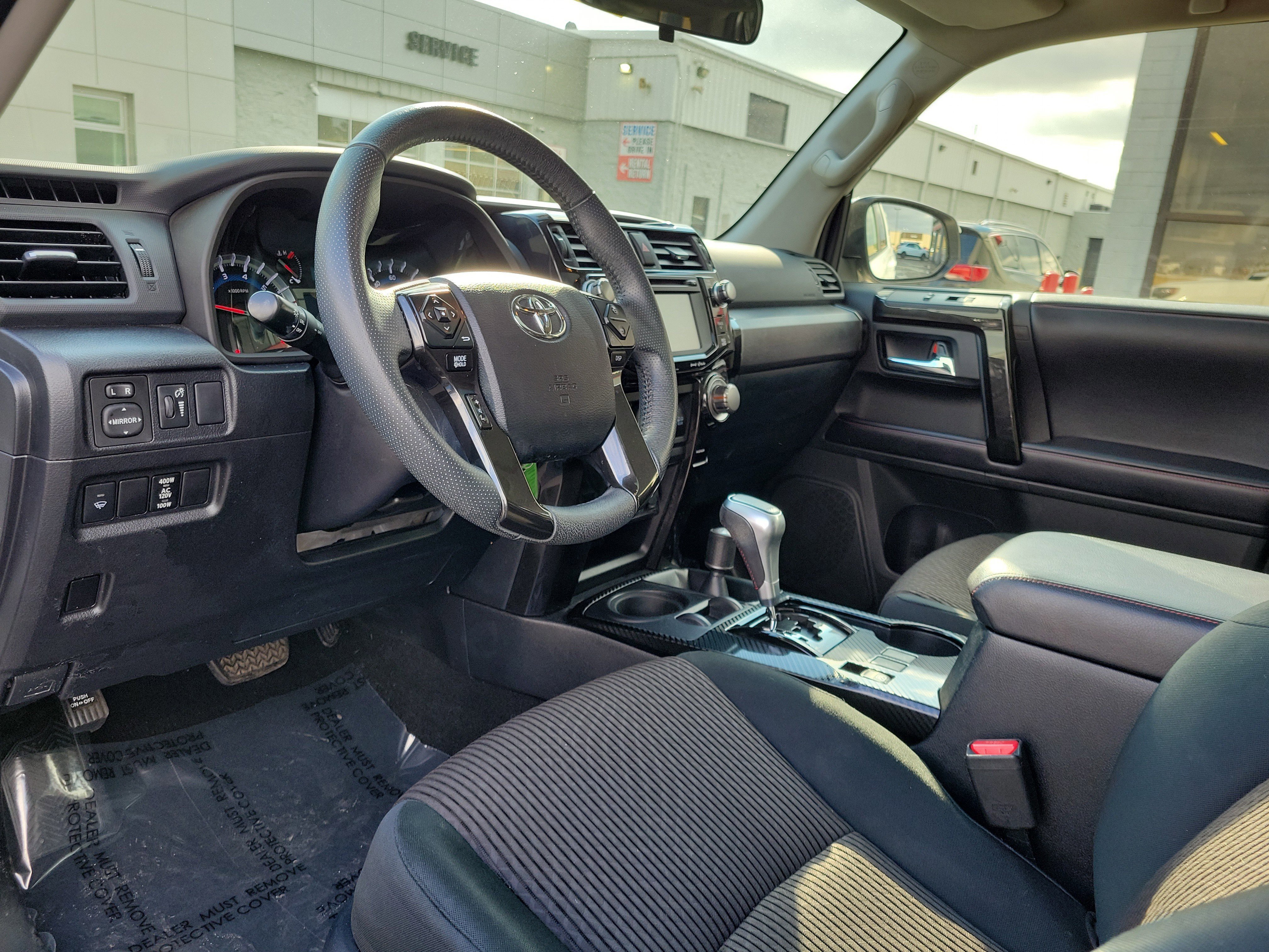 Used 2017 Toyota 4Runner TRD Off-Road image 19