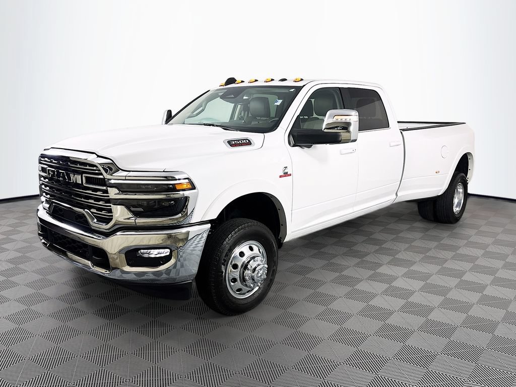 Used 2025 RAM 3500 Longhorn w/ Towing Technology Group AWD/4WD image 3