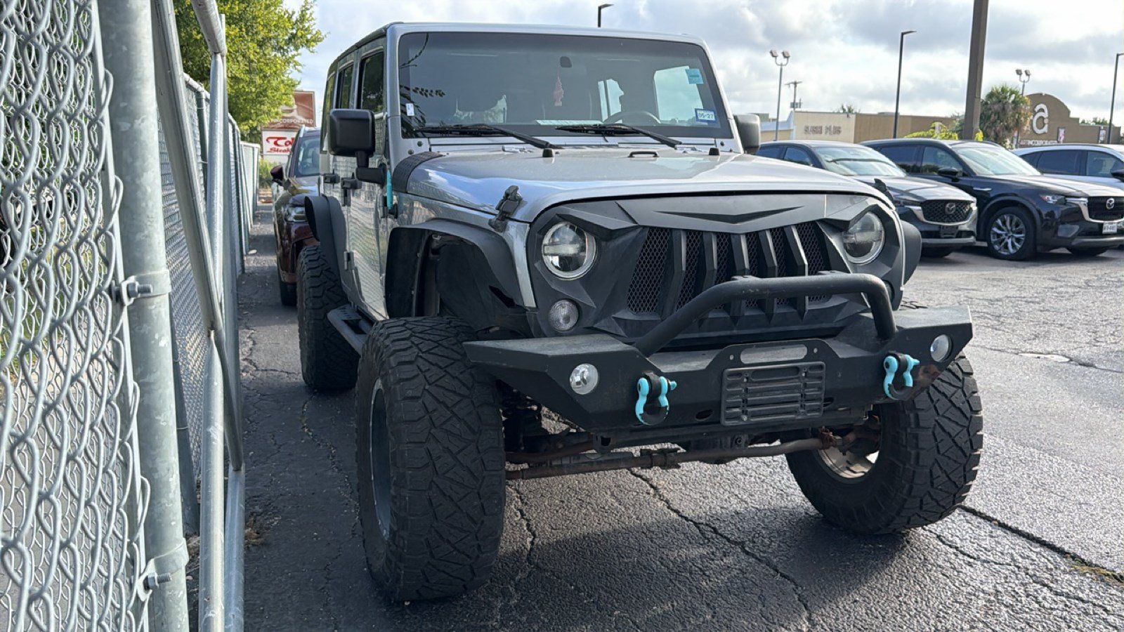 Used 2015 Jeep Wrangler Unlimited Sport w/ Connectivity Group AWD/4WD image 2