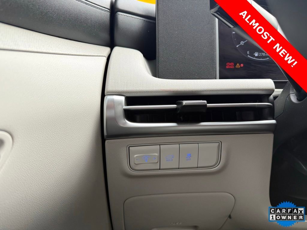 Certified 2025 Hyundai Tucson SEL image 24