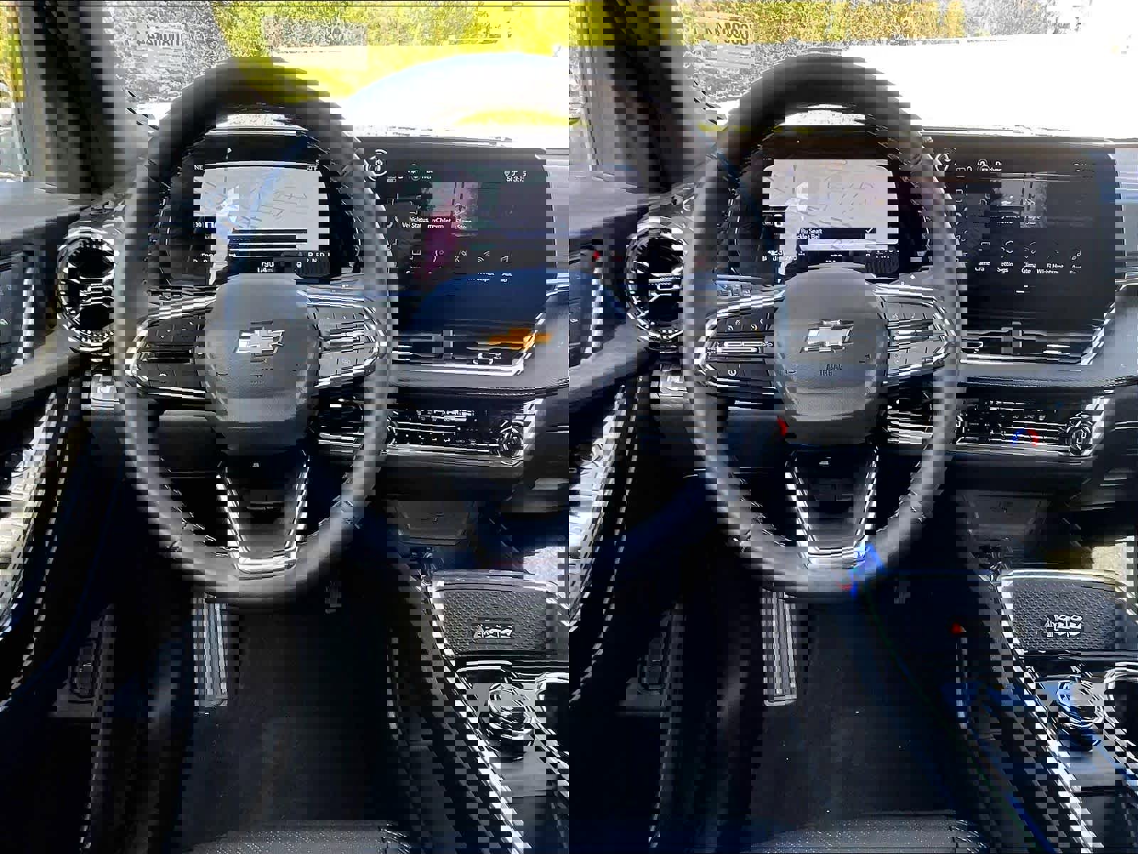 Used 2026 Chevrolet Equinox LT w/ Convenience Package II AWD/4WD image 17