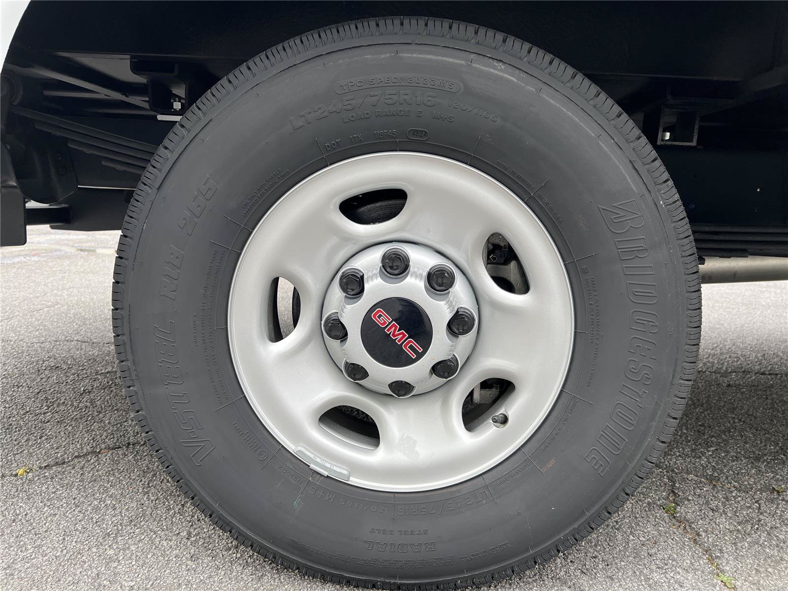 New 2025 GMC Savana 3500 w/ Power Convenience Package RWD image 15