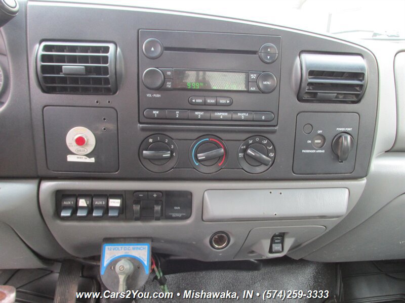 Used 2007 Ford F350 4x4 Regular Cab DRW Super Duty image 17