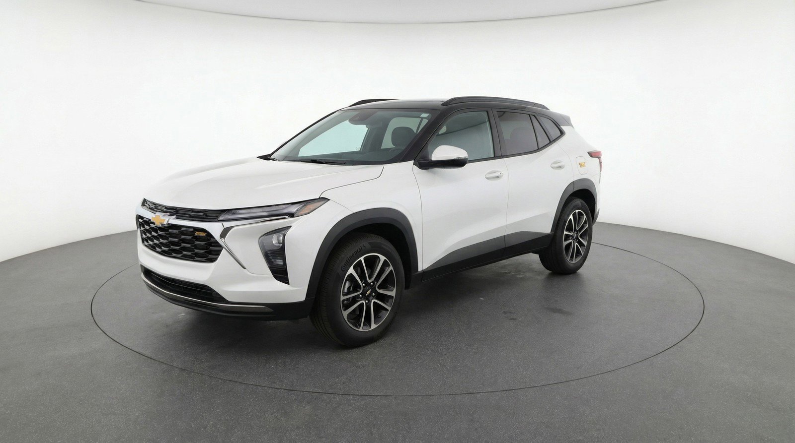 Used 2025 Chevrolet TrailBlazer LT image 3