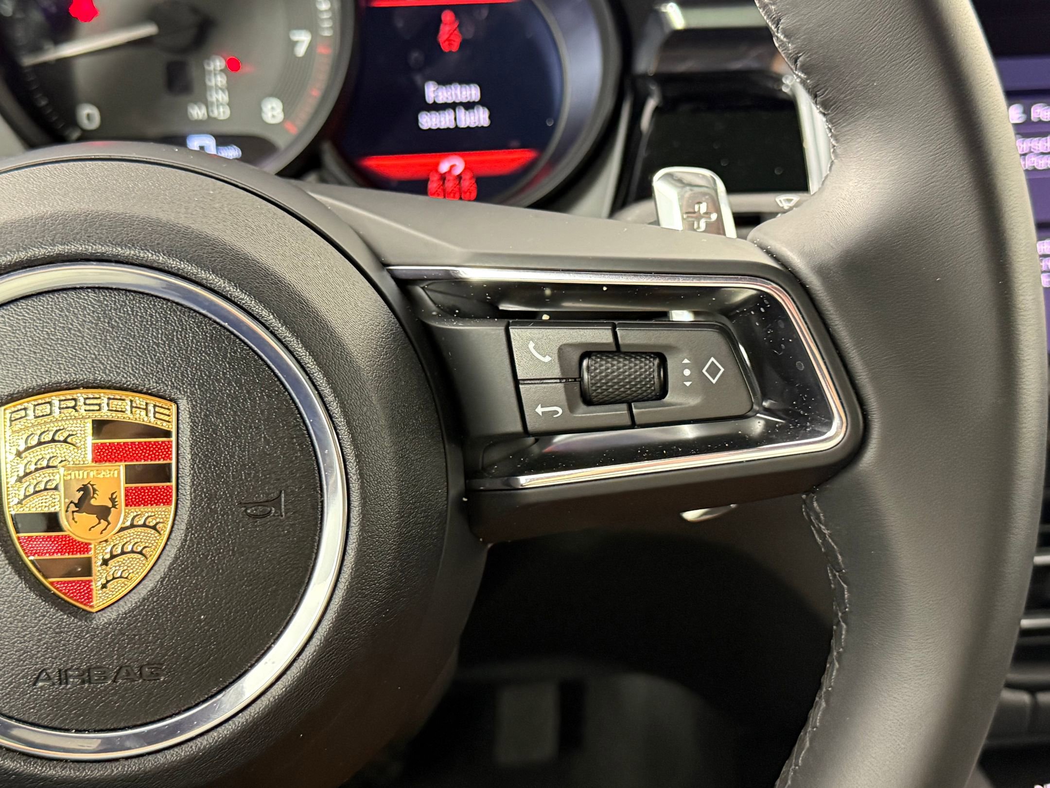 New 2025 Porsche Macan image 29