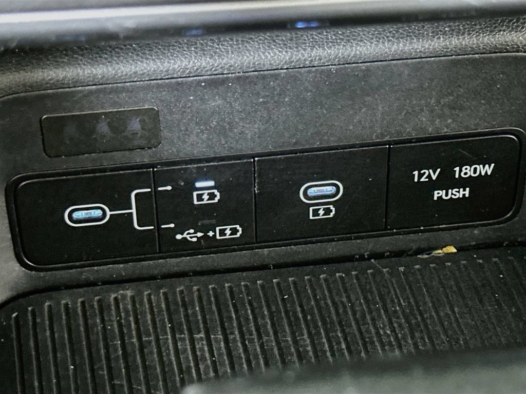 Used 2024 Hyundai Kona SEL FWD image 30