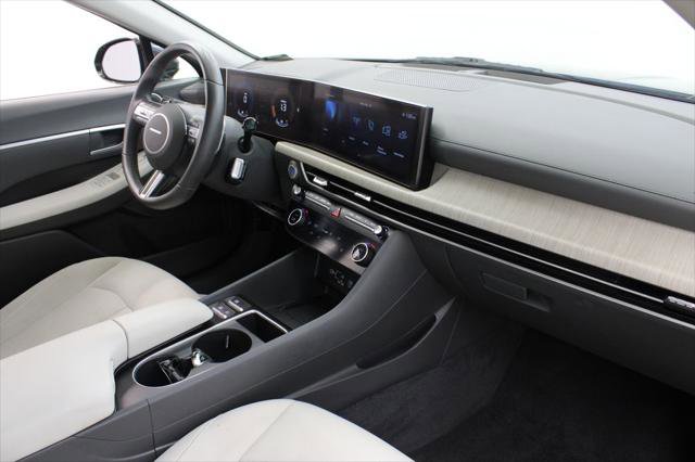 Used 2025 Hyundai Sonata SEL FWD image 24