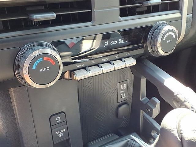 New 2025 Toyota Tacoma TRD Sport image 13