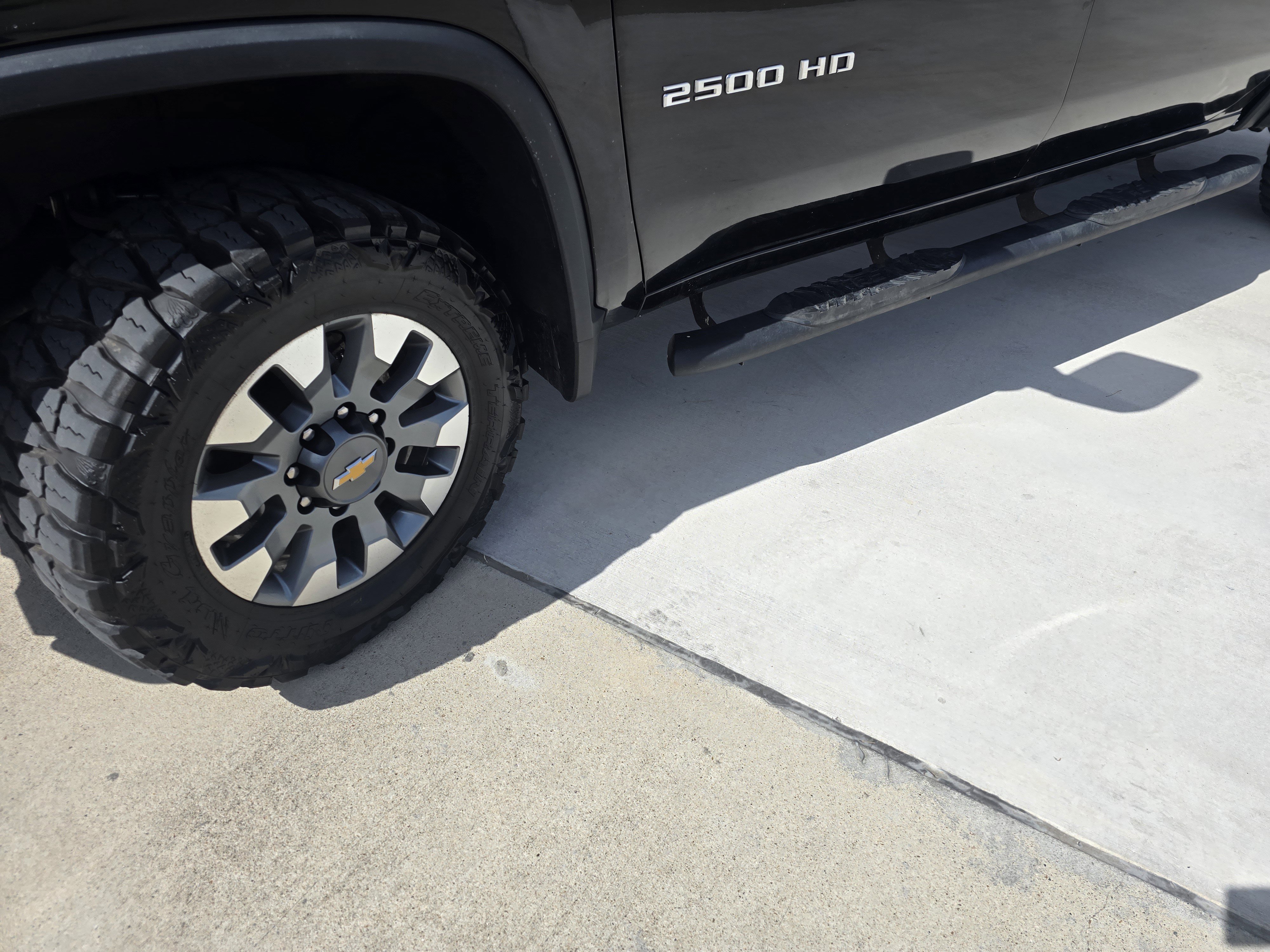 Used 2023 Chevrolet Silverado 2500 LT image 7