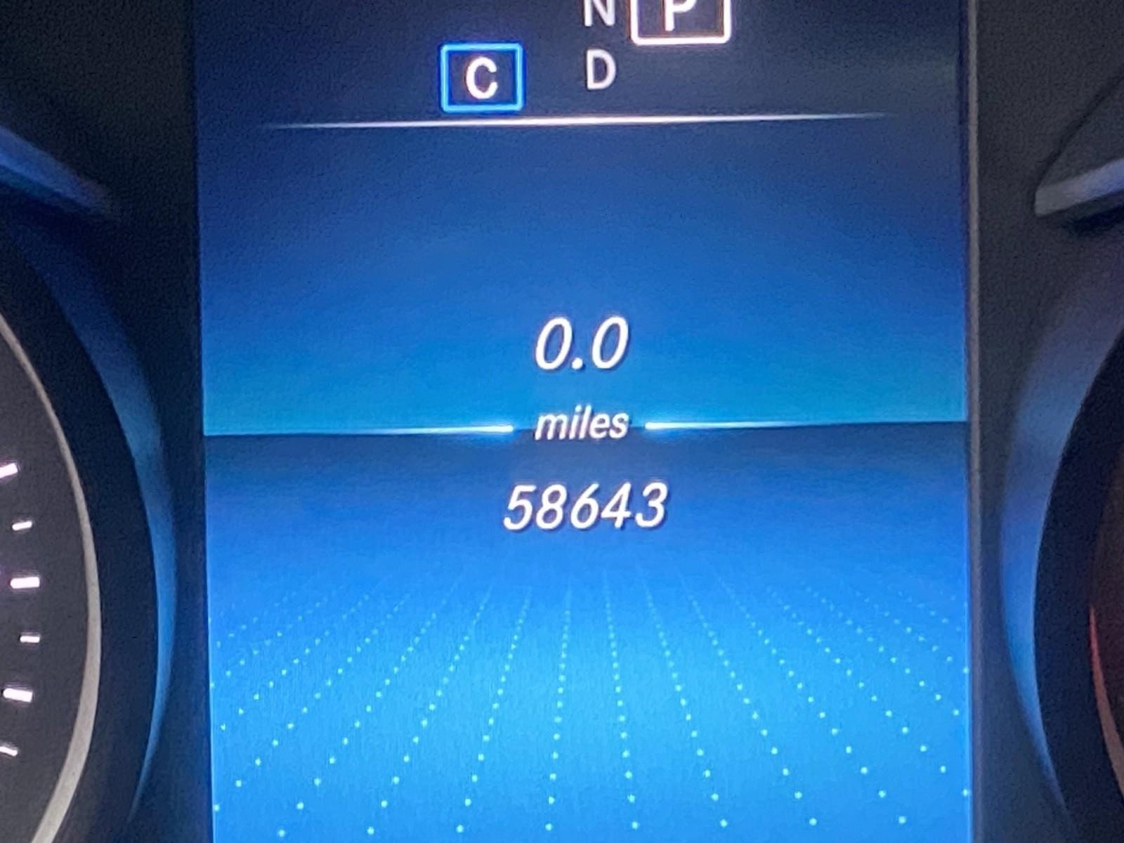 Used 2022 Mercedes-Benz GLC 300 4MATIC image 26