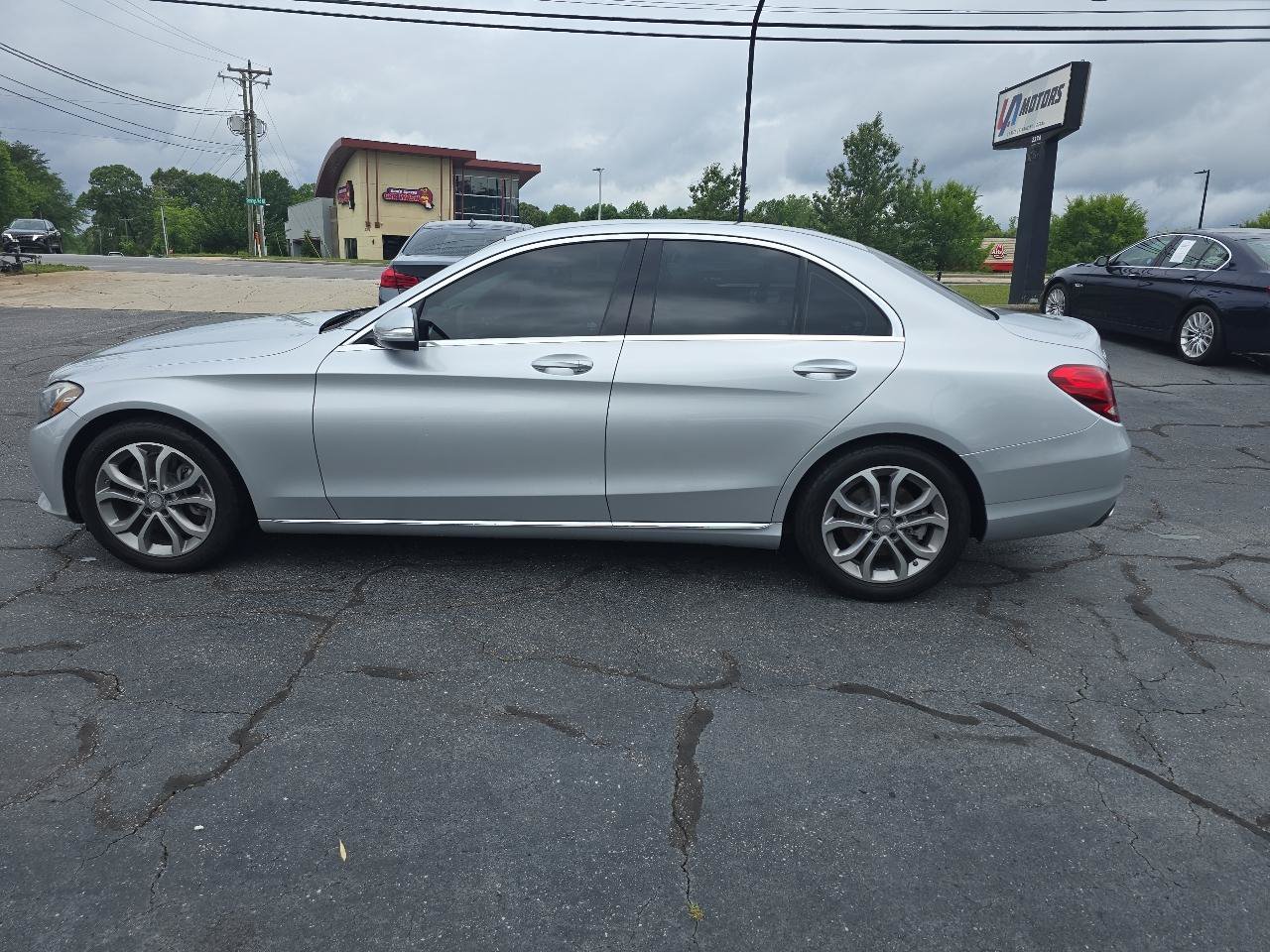 Used 2015 Mercedes-Benz C 300 Sedan image 9