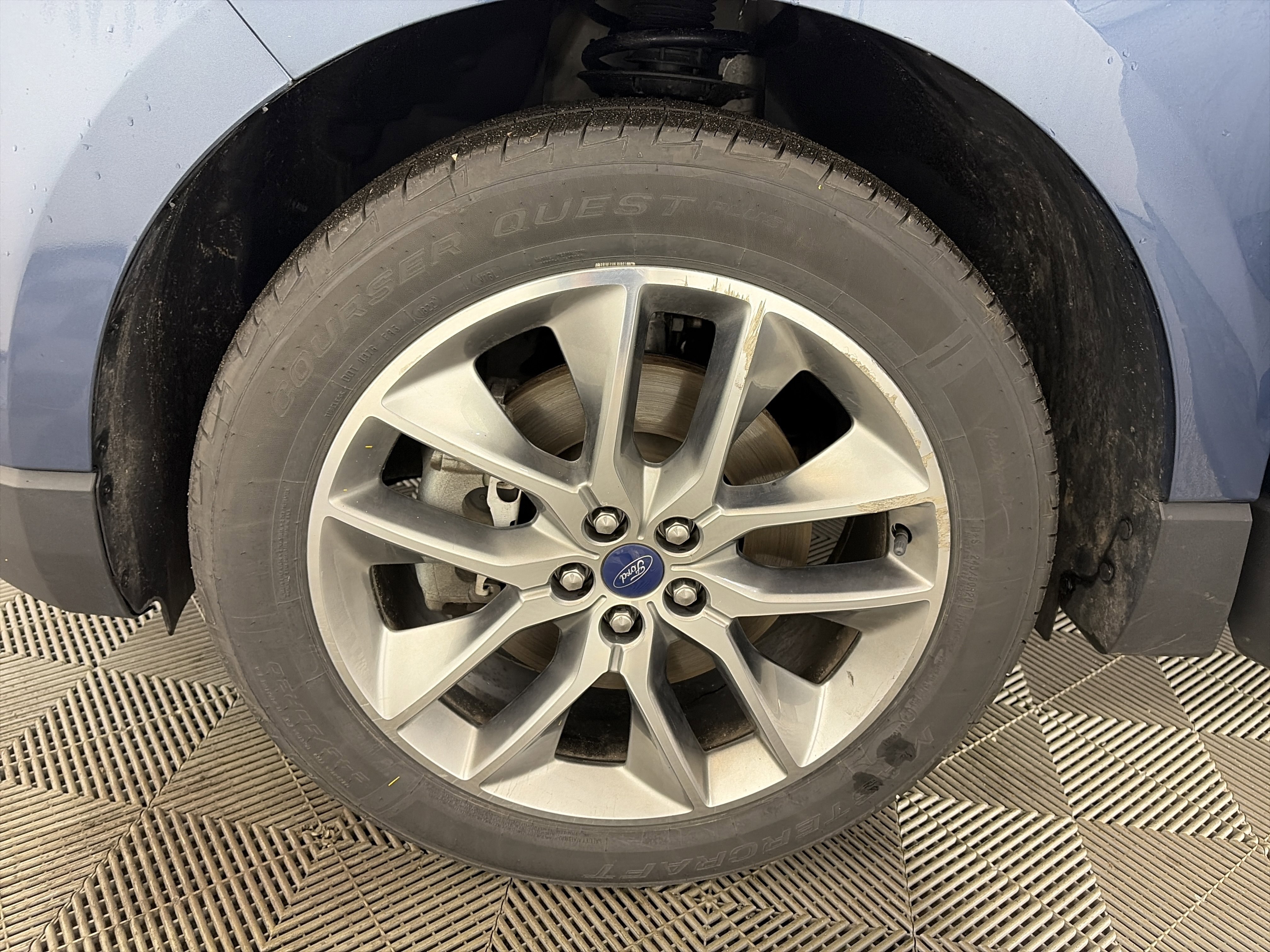 Used 2018 Ford Edge Titanium w/ Equipment Group 301A image 13