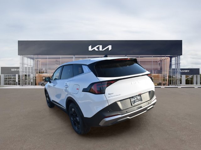 New 2027 Kia Sportage LX FWD image 6