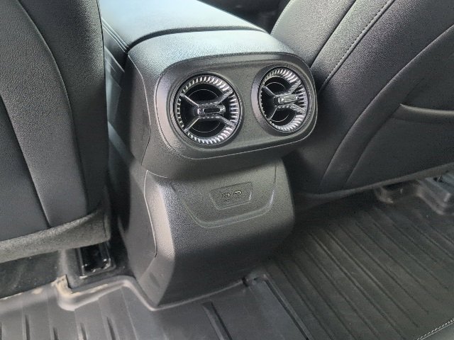 New 2025 Chevrolet Blazer EV LT image 27