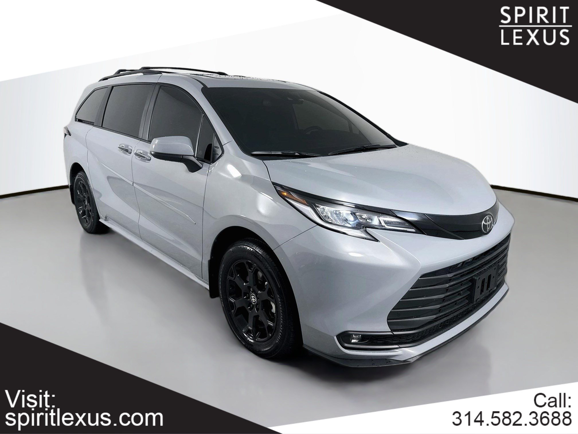 Used 2026 Toyota Sienna XLE Woodland Edition